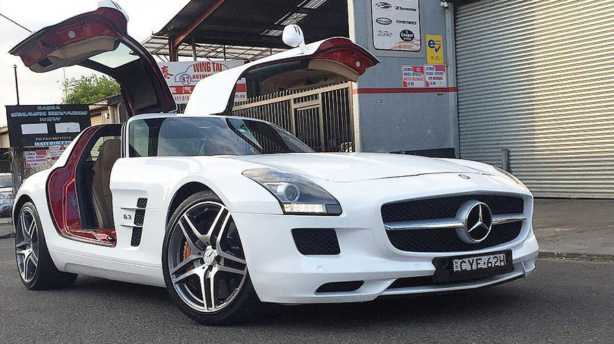 Mercedes AMG SLS